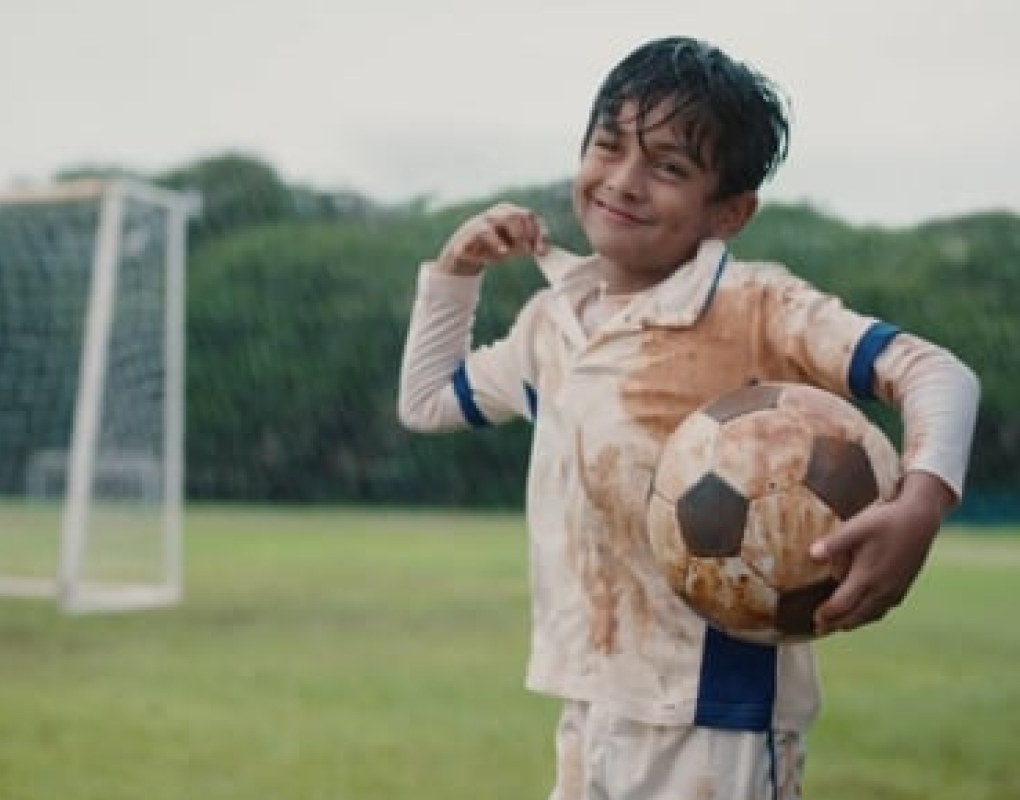 Surf Excel : Football